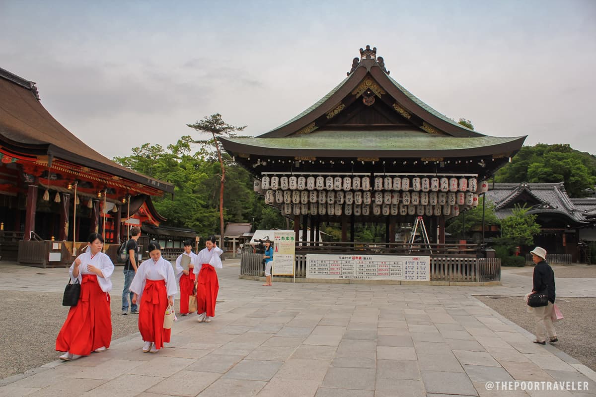 The dance hall in front of Yasaka Shrine