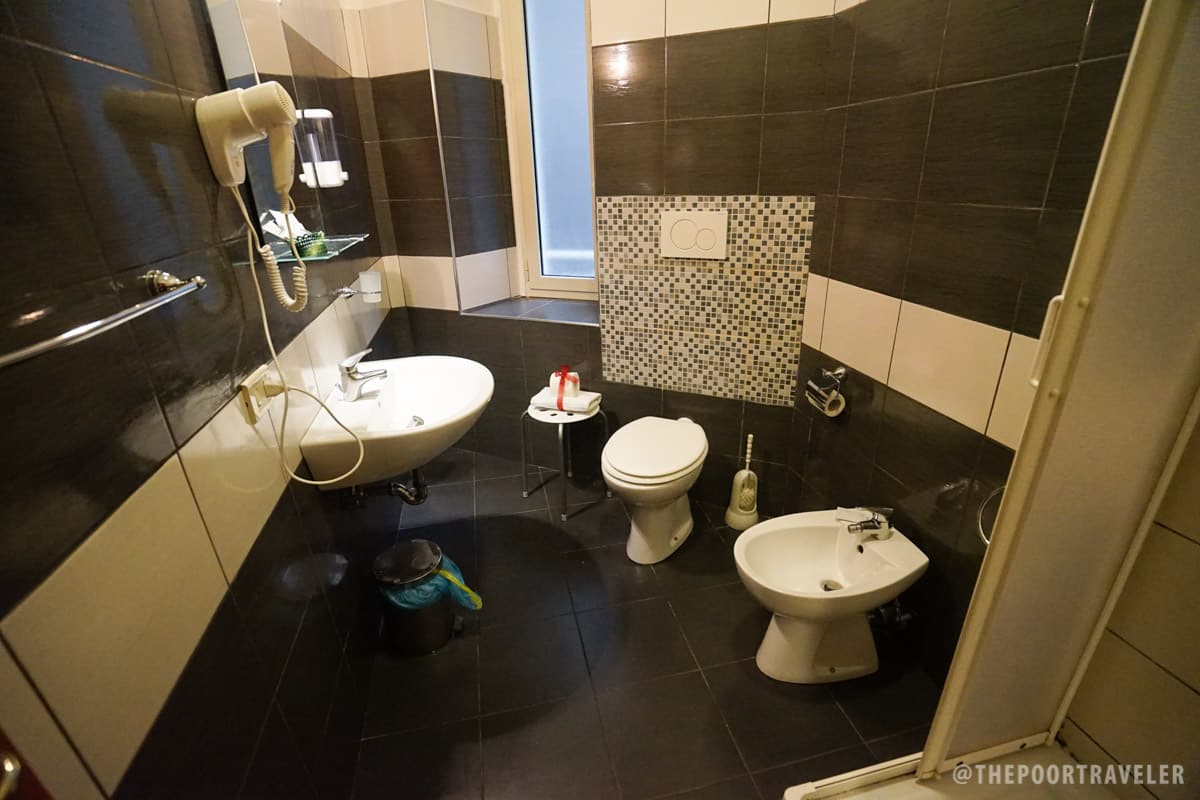 Hotel Leone Rome Italy Toilet & Bathroom